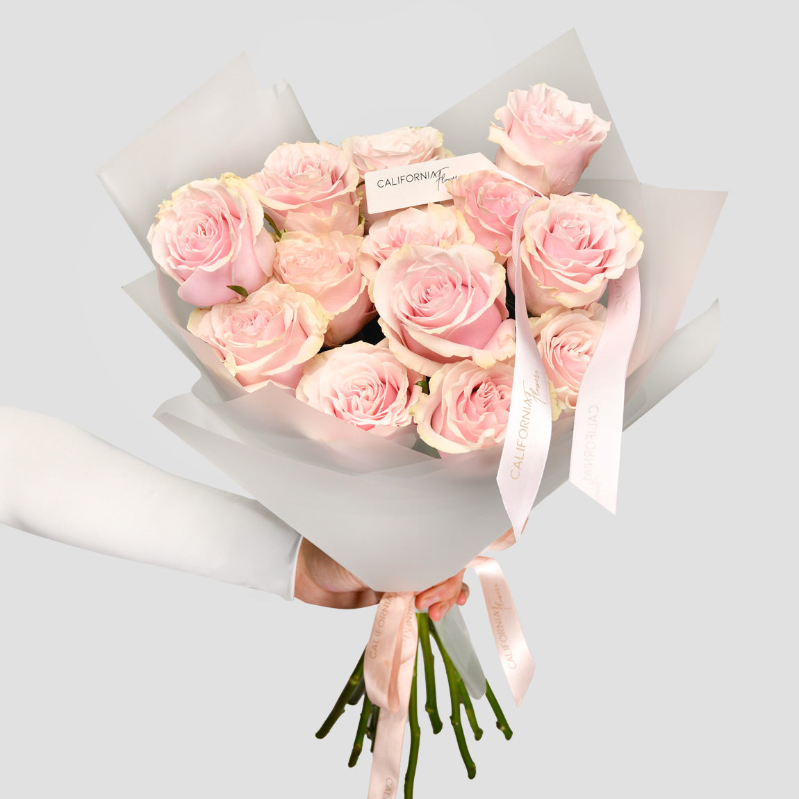 Flori de Dragobete - California Flowers, Buchet 13 trandafiri roz, californiaflowers.mom