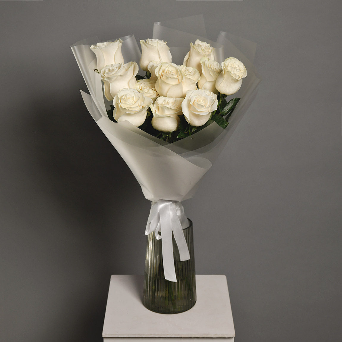 Buchet 15 trandafiri albi, 3, californiaflowers.mom