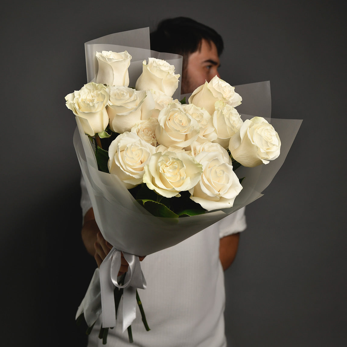 Aranjamente florale nou nascut - California Flowers, Buchet 17 trandafiri albi, californiaflowers.mom