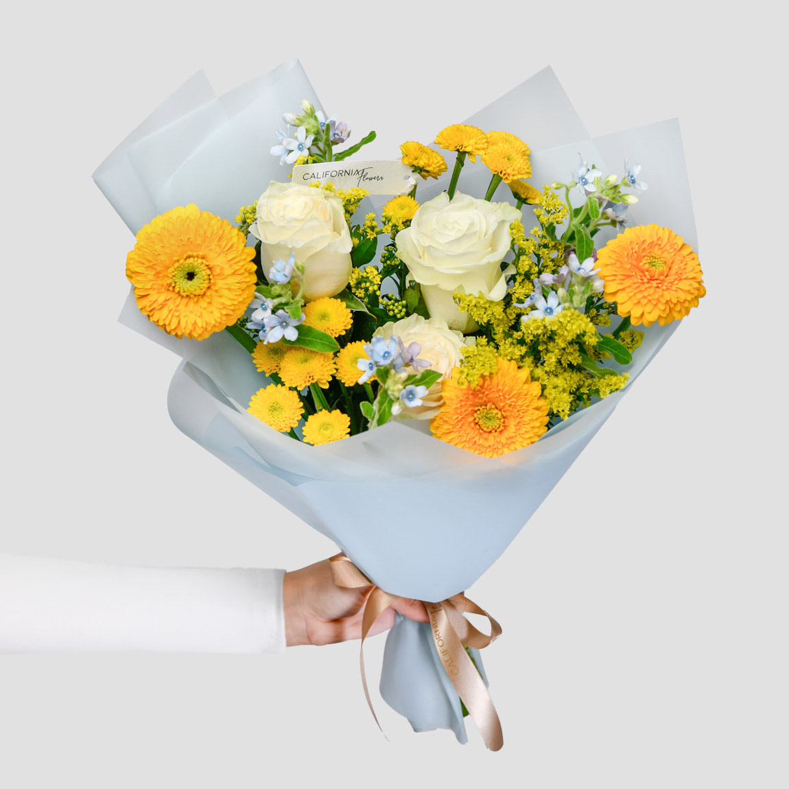 Buchet gerbera galbena si trandafiri, 8, californiaflowers.mom