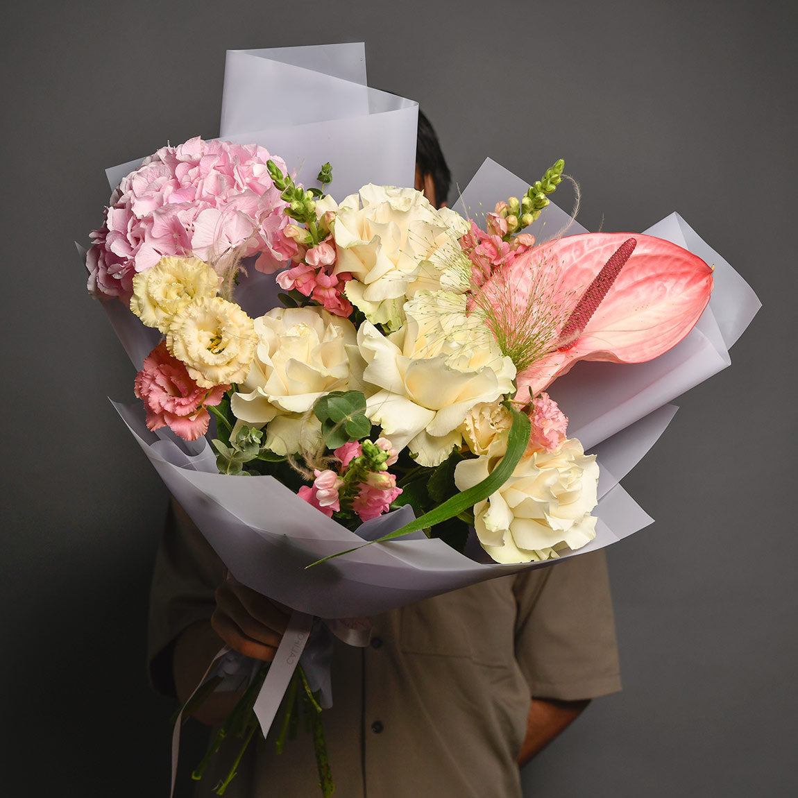 Buchete hortensii - California Flowers, Buchet hortensie roz, anthurium si lisianthus, californiaflowers.mom