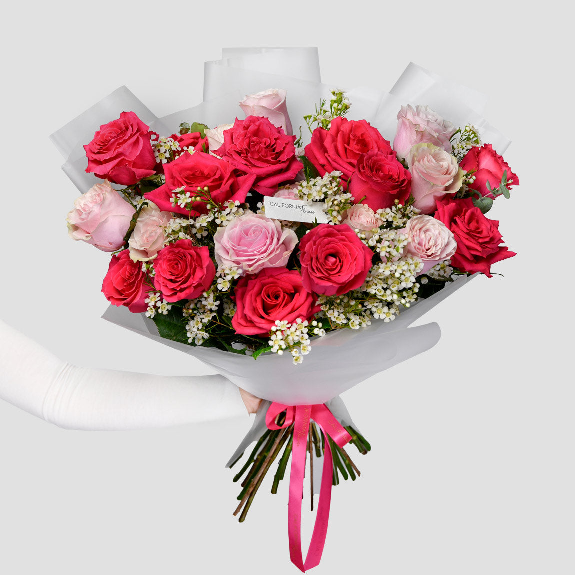 Sf. MIhail si Gavril, Buchet trandafiri Pink si roz, californiaflowers.mom