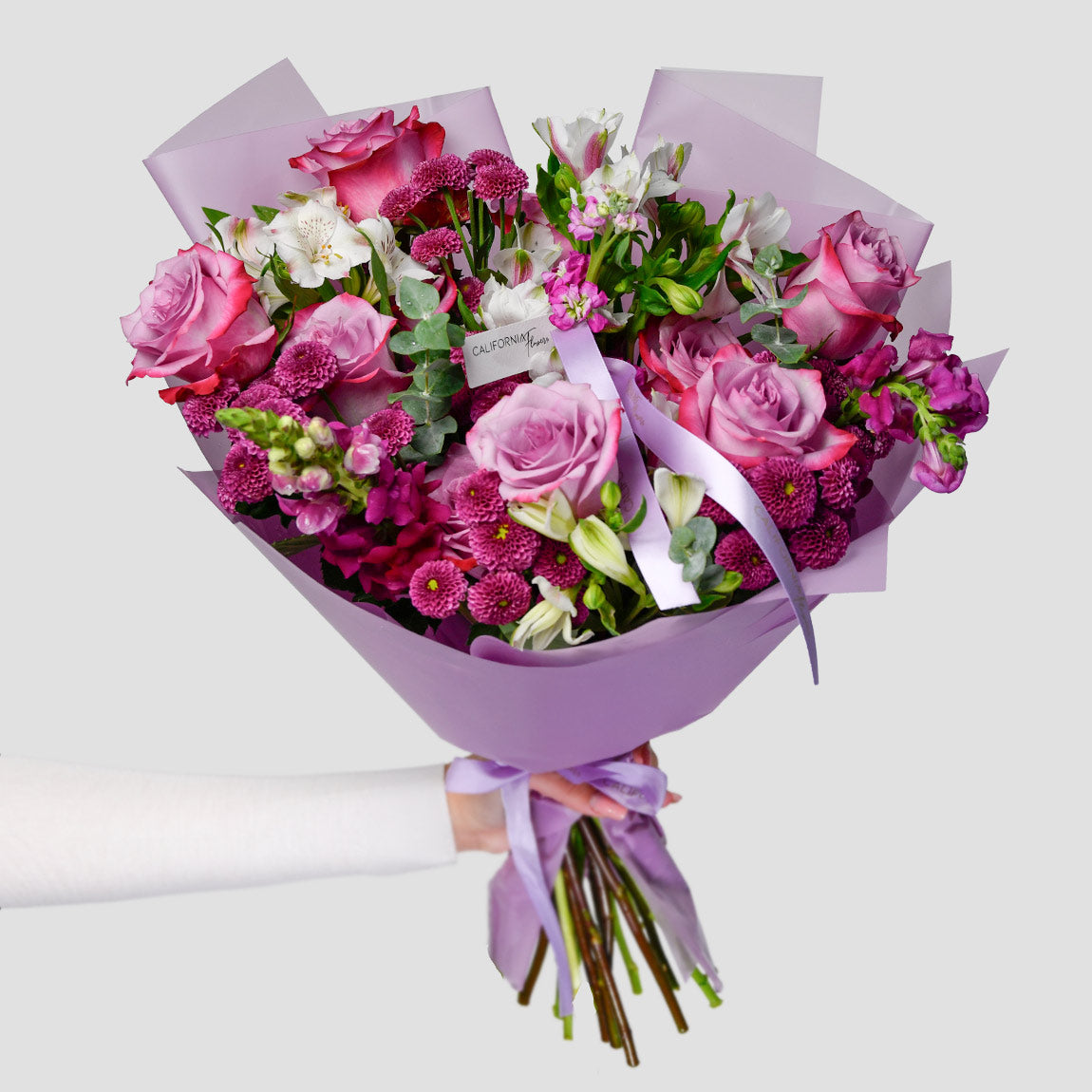 Flori pentru mama - California Flowers, Buchet trandafiri mov si alstroemeria, californiaflowers.mom