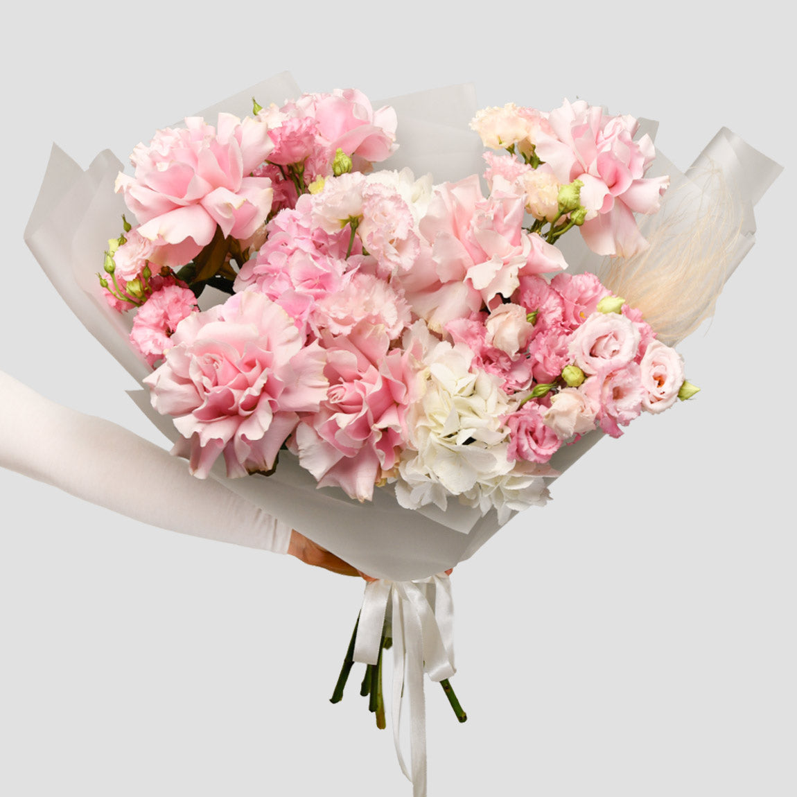 Buchete hortensii - California Flowers, Buchet trandafiri speciali roz, lisianthus si hortensie, californiaflowers.mom