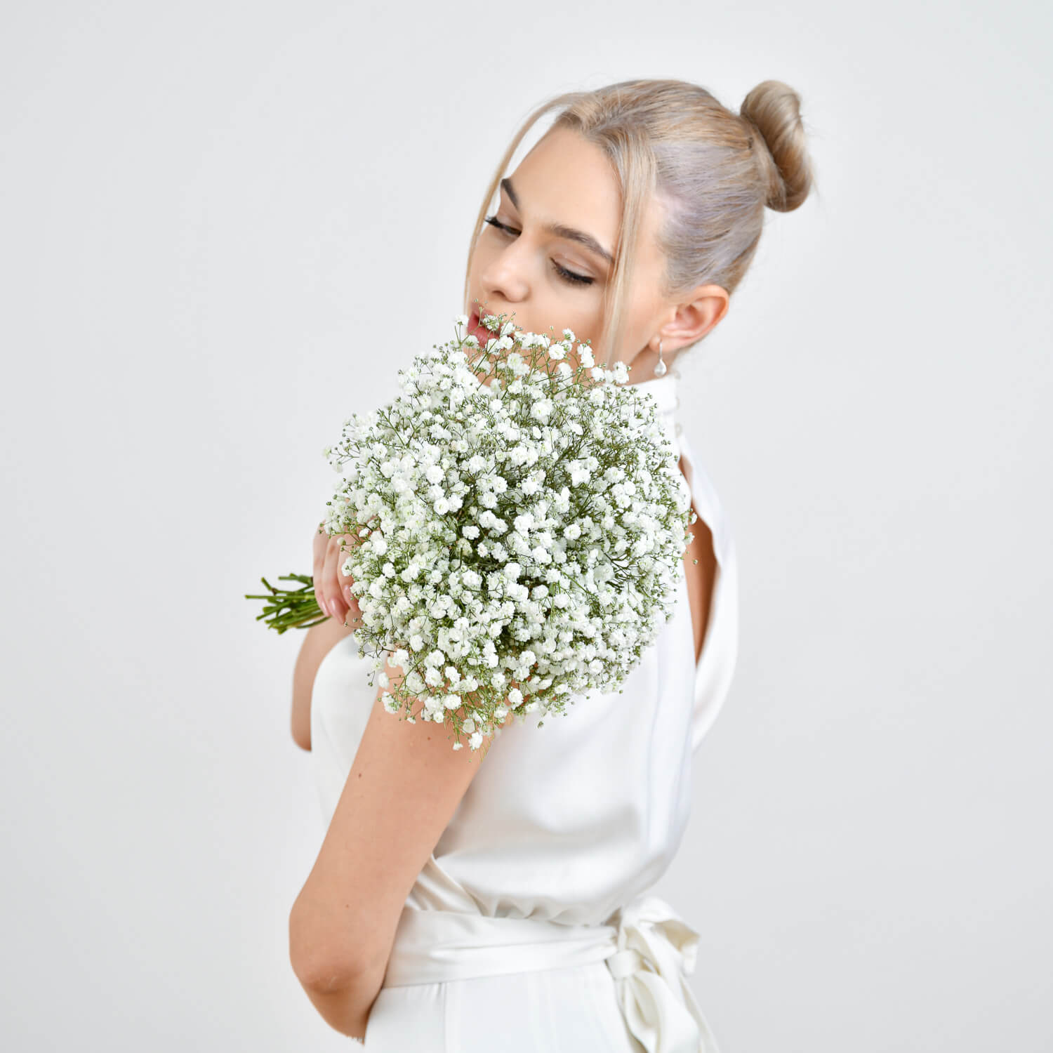 Buchet de mireasa cu gypsophilla, 3, californiaflowers.mom