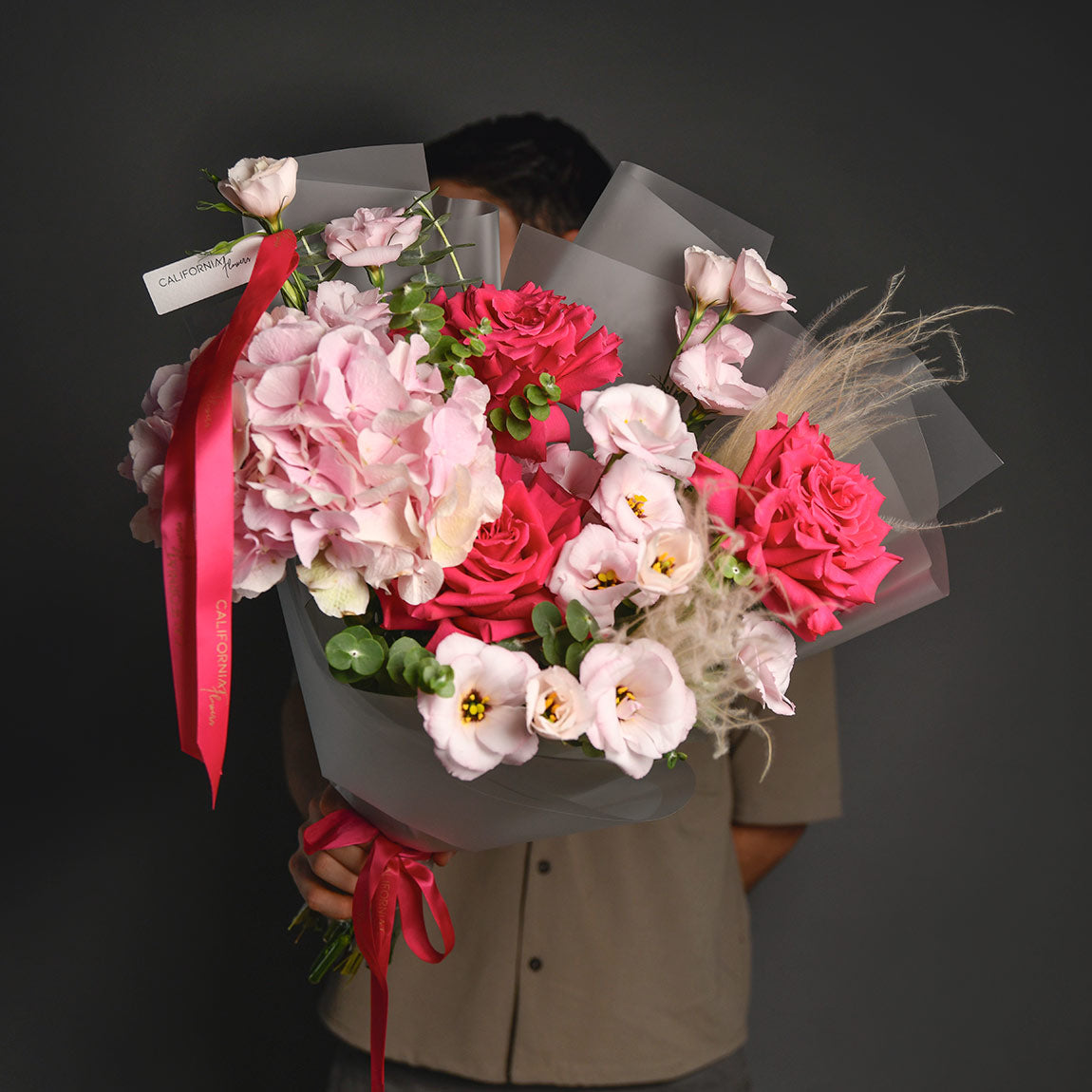 Florarie online - California Flowers ✅, Buchet lisianthus, hortensie si trandafiri speciali Pink, californiaflowers.mom