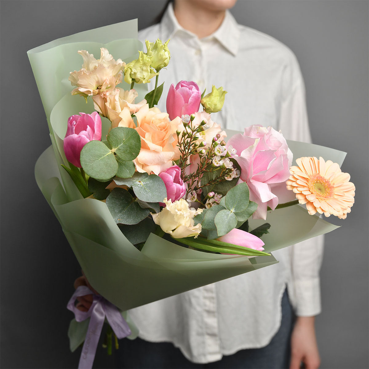 Flori de Paste - California Flowers, Buchet trandafiri roz, lalele, gerbera si lisianthus, californiaflowers.mom