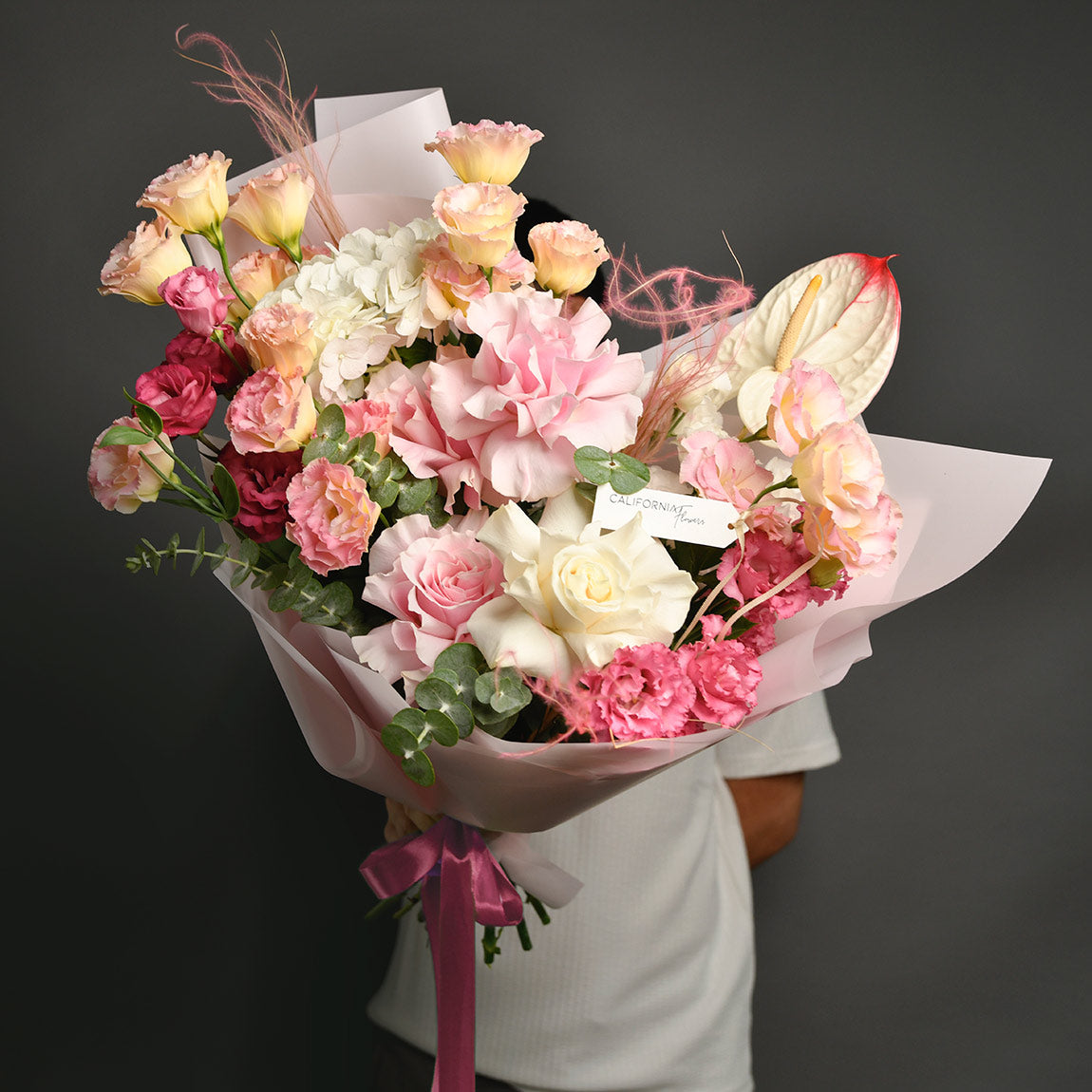 Flori de Sf. Maria - California Flowers, Buchet trandafiri speciali, anthurium si lisianthus, californiaflowers.mom