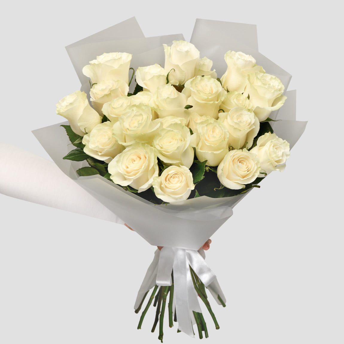 Flori de Dragobete - California Flowers, Buchet 25 trandafiri albi, californiaflowers.mom