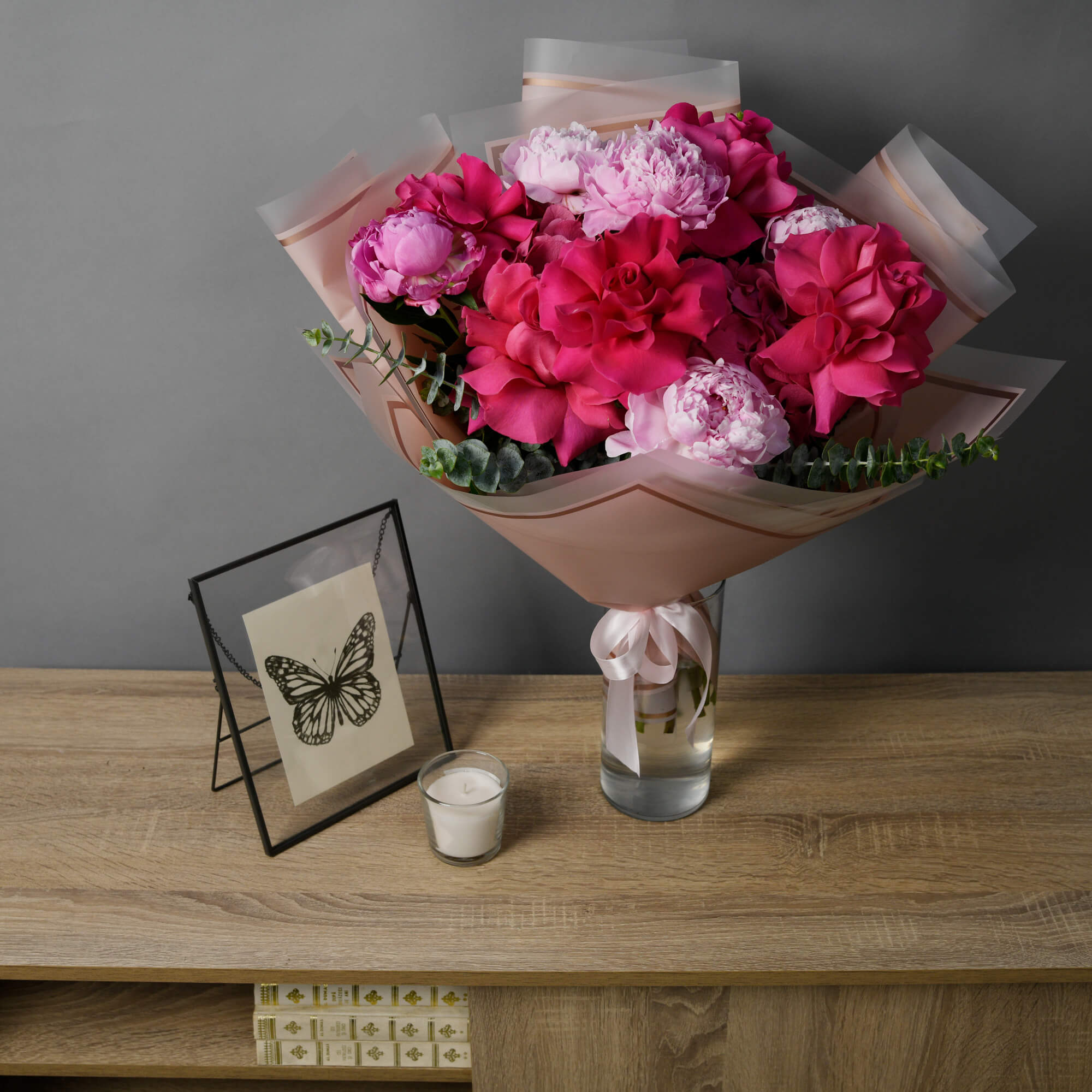 Buchet hortensie roz, bujori si trandafiri pink, 4, californiaflowers.mom