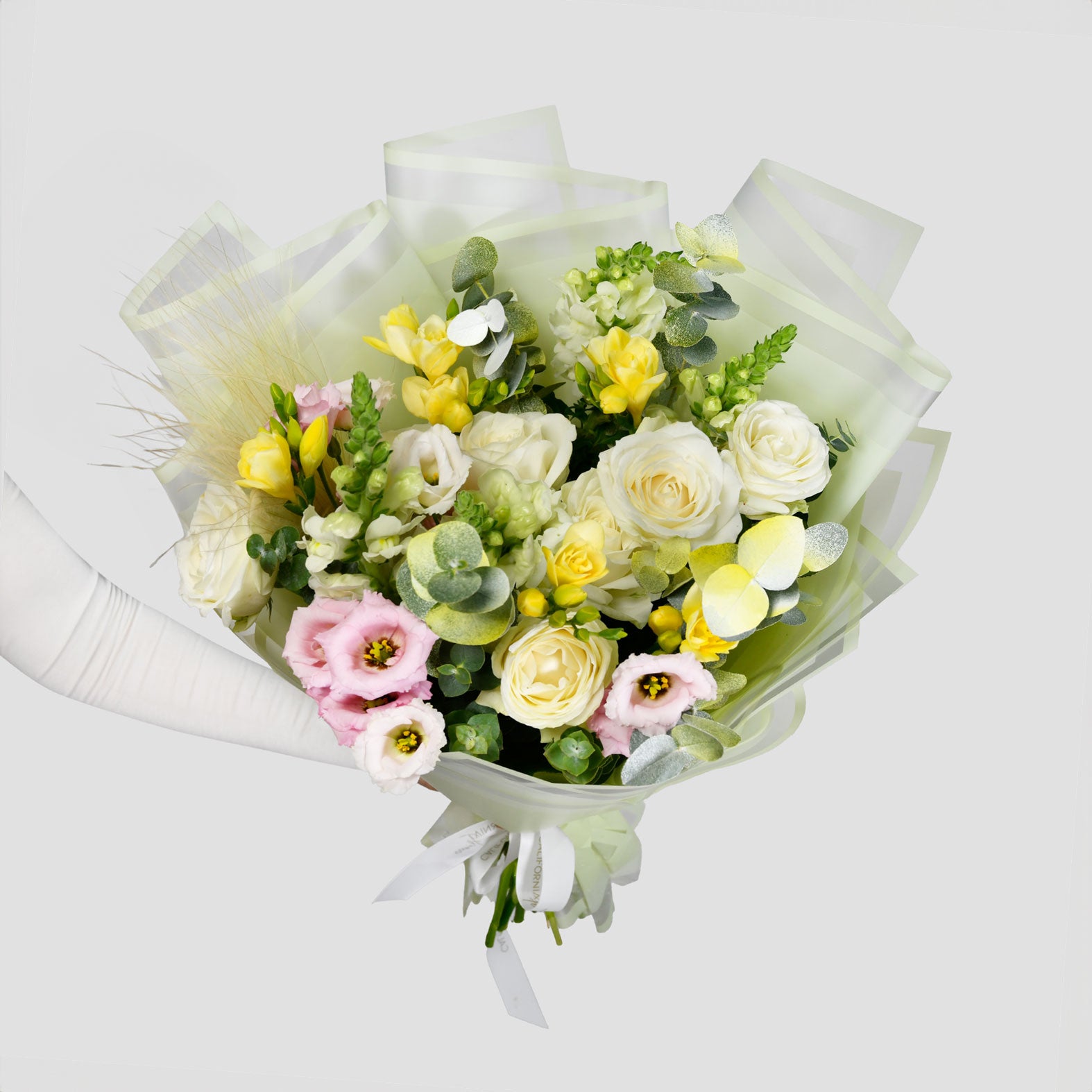 Buchete frezii - California Flowers, Buchet lisianthus roz, trandafiri si frezii, californiaflowers.mom