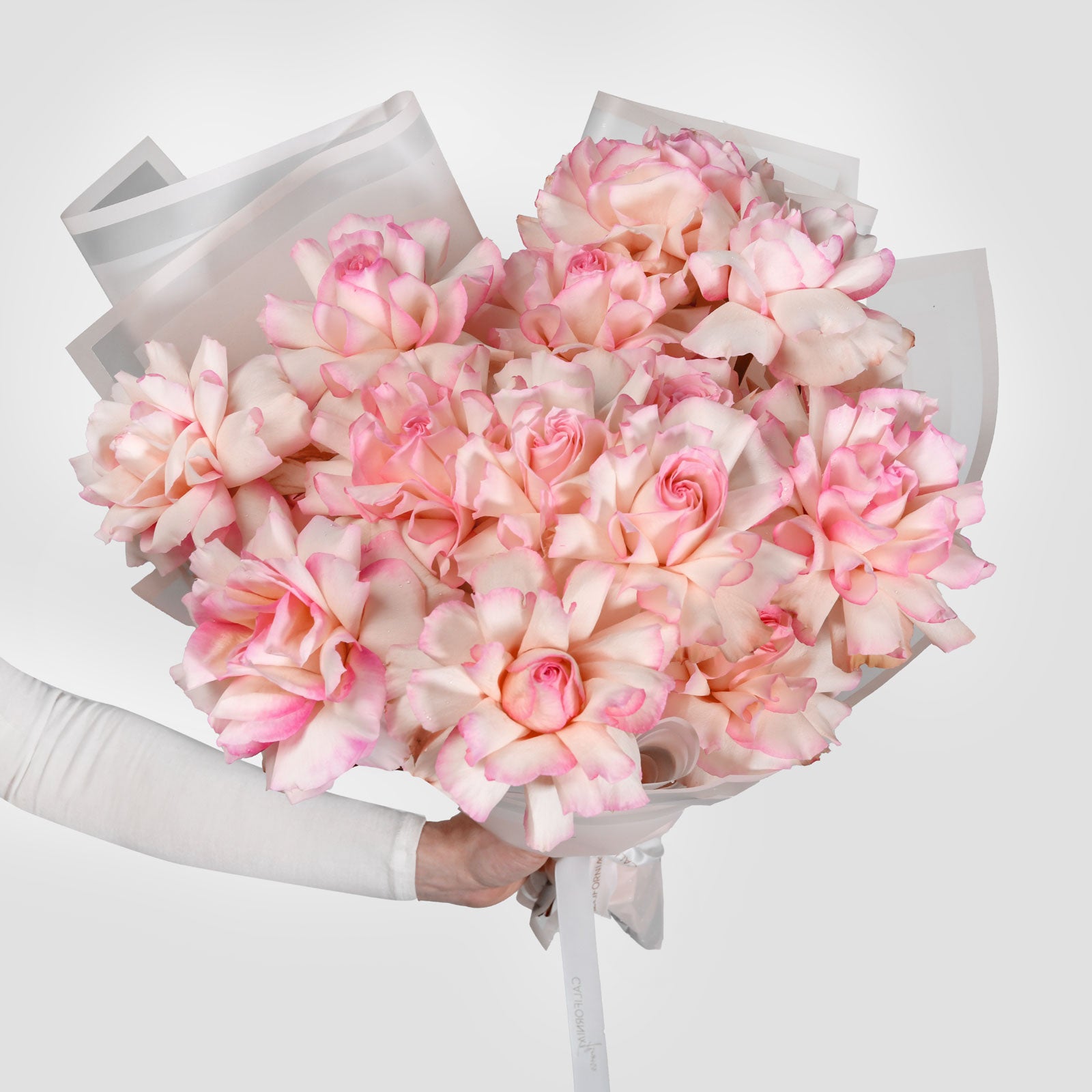 Flori de Florii - California Flowers, Buchet 19 trandafiri speciali roz, californiaflowers.mom