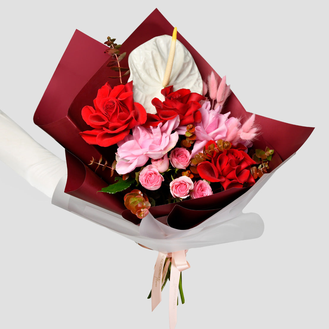 Flori de Valentine's Day - California Flowers, Buchet trandafiri rosii speciali, anthurium si miniroze roz, californiaflowers.mom