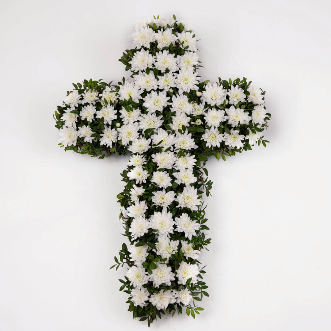 Produse, Aranjament floral funerar cruce cu crizanteme albe, californiaflowers.mom
