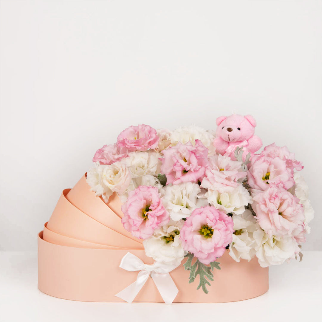 Aranjamente florale nou nascut - California Flowers, Aranjament in landou pink, californiaflowers.mom